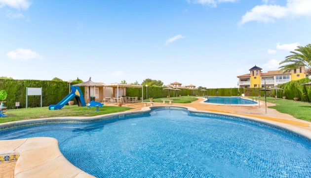 Resale - Townhouse - Orihuela Costa - Villamartín