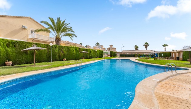Resale - Townhouse - Orihuela Costa - Villamartín