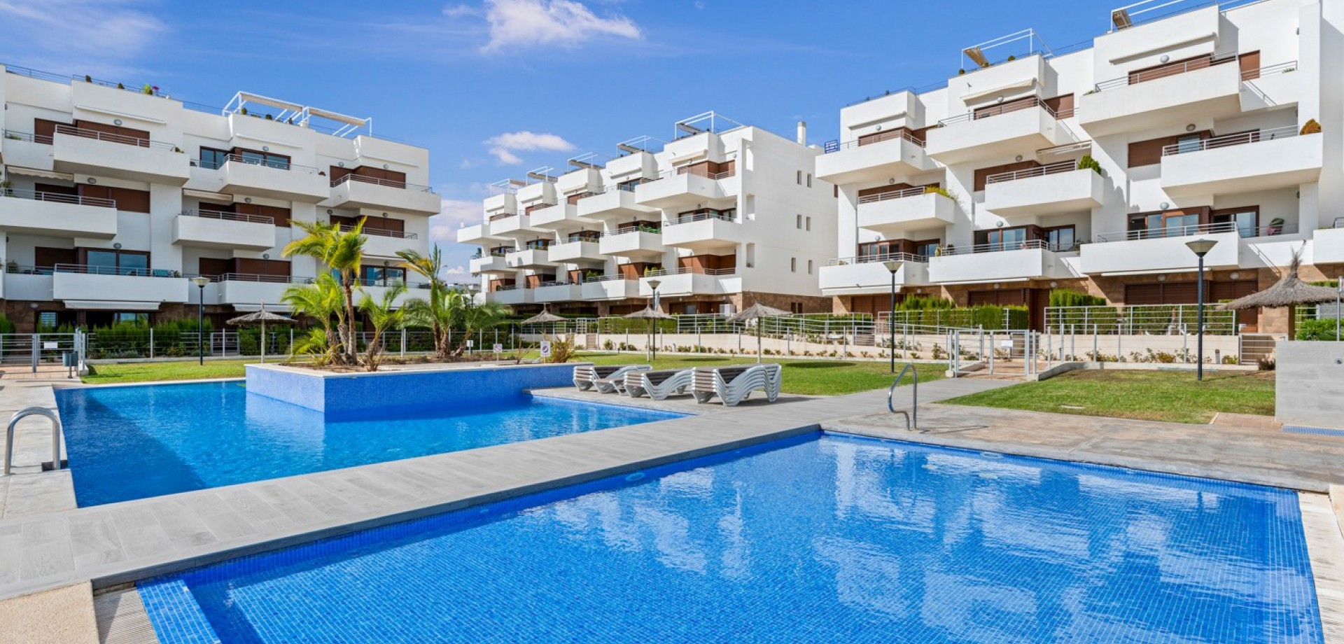 Apartment in La Zenia - view 1