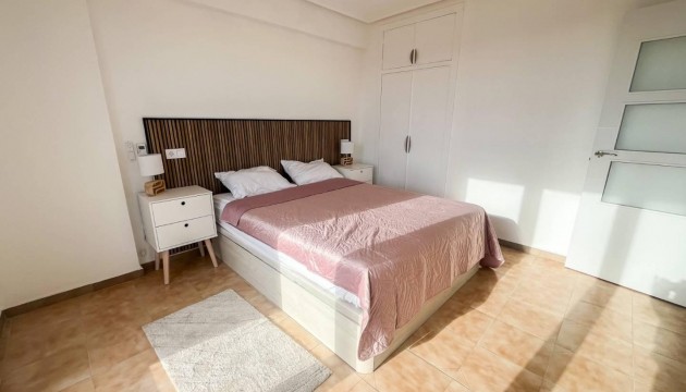 Resale - Apartment - Torrevieja - Punta Prima