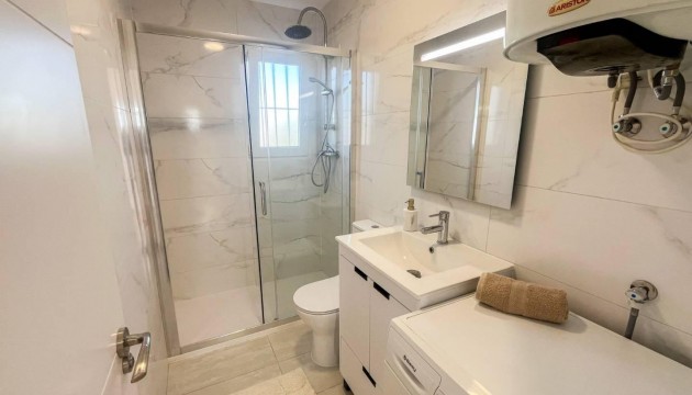 Resale - Apartment - Torrevieja - Punta Prima