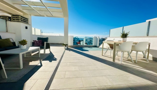 Resale - Apartment - Guardamar del Segura - El Raso