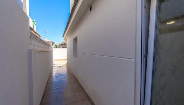Resale - Detached Villa - Torrevieja - El chaparral