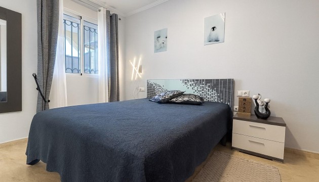 Resale - Apartment - Orihuela Costa - Dehesa de campoamor