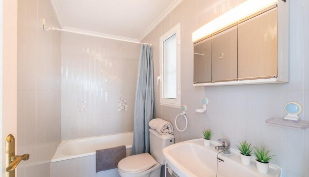 Resale - Apartment - Torrevieja - Los Frutales