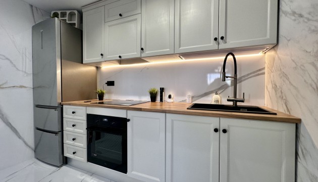 Resale - Apartment - Orihuela Costa - Playa Flamenca