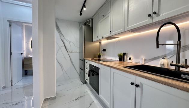 Resale - Apartment - Orihuela Costa - Playa Flamenca