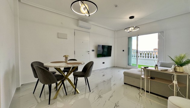 Resale - Apartment - Orihuela Costa - Playa Flamenca