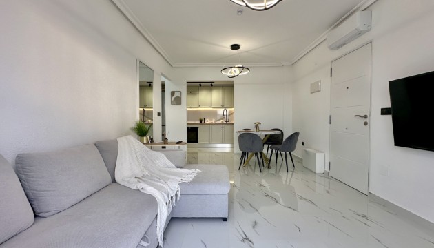 Resale - Apartment - Orihuela Costa - Playa Flamenca