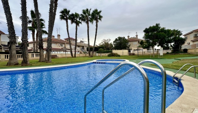 Resale - Apartment - Orihuela Costa - Playa Flamenca