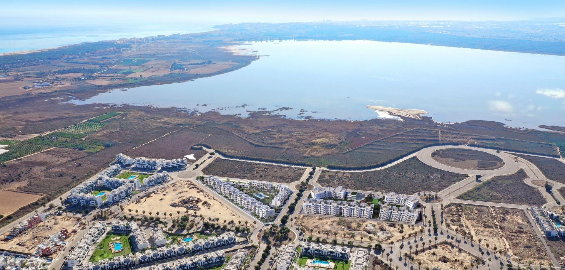 Apartment in Urbanizacion El Raso - Image 3