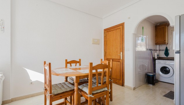 Resale - Bungalow - Torrevieja