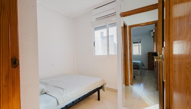 Resale - Bungalow - Torrevieja