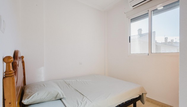 Resale - Bungalow - Torrevieja