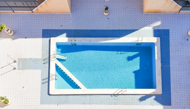 Resale - Bungalow - Torrevieja