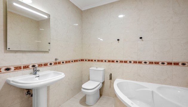 Resale - Apartment - Ciudad Quesada