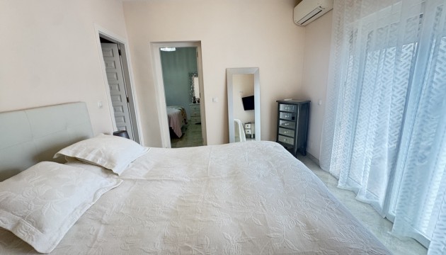 Resale - Detached Villa - Orihuela Costa - Villamartín