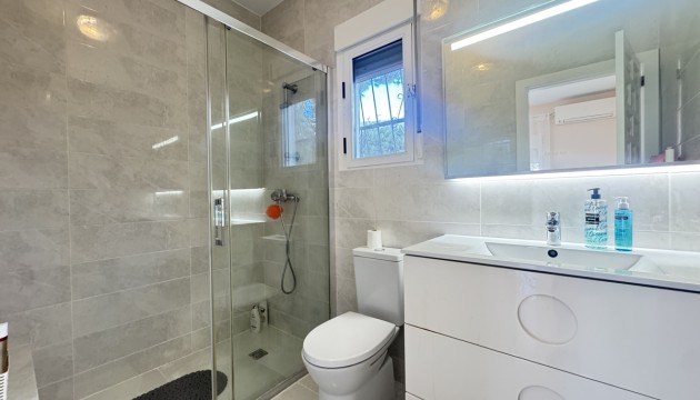 Resale - Detached Villa - Orihuela Costa - Villamartín