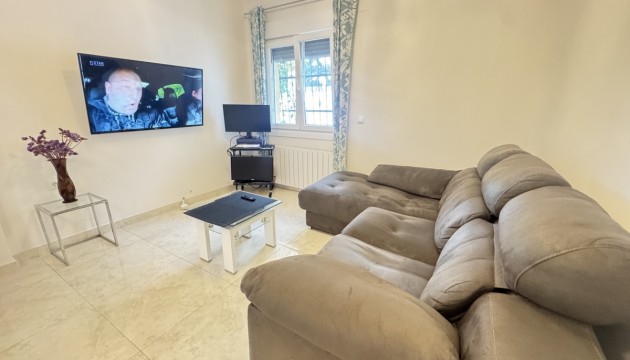 Resale - Detached Villa - Orihuela Costa - Villamartín