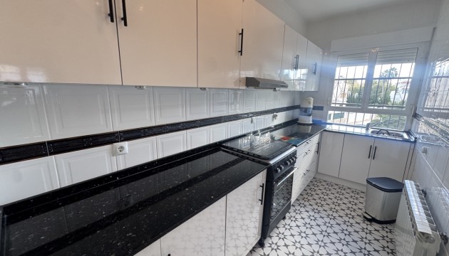 Resale - Detached Villa - Orihuela Costa - Villamartín