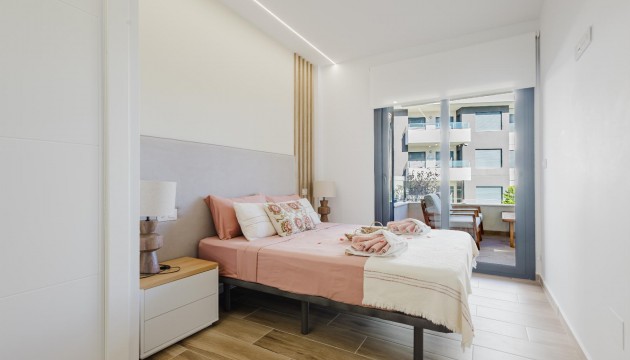 Resale - Apartment - Orihuela Costa - Villamartín