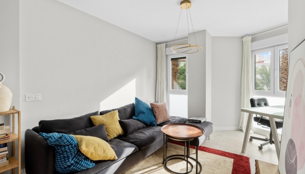 Herverkoop - Apartment - Alicante