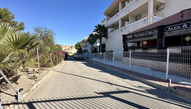 Resale - Apartment - Orihuela Costa - Playa Flamenca