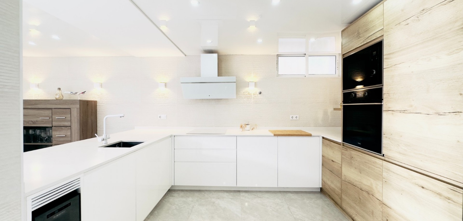 House in Urbanizacion los Balcones - Image 4