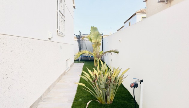 Resale - Detached Villa - Orihuela Costa - Playa Flamenca