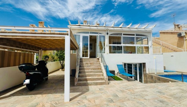 Resale - Detached Villa - Orihuela Costa - Playa Flamenca