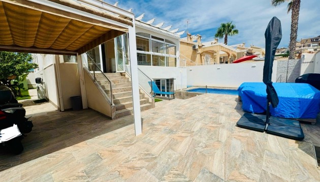 Resale - Detached Villa - Orihuela Costa - Playa Flamenca