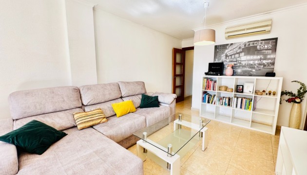 Перепродажа - Квартира - Torrevieja