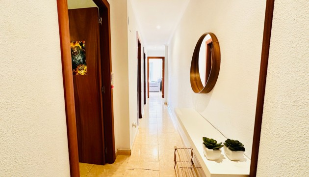 Перепродажа - Квартира - Torrevieja