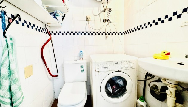 Resale - House - Orihuela Costa - La Zenia