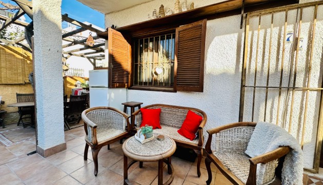 Resale - Bungalow - Torrevieja - Nueva Torrevieja - Aguas Nuevas