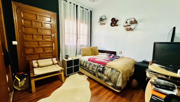 Resale - Bungalow - Torrevieja - Nueva Torrevieja - Aguas Nuevas