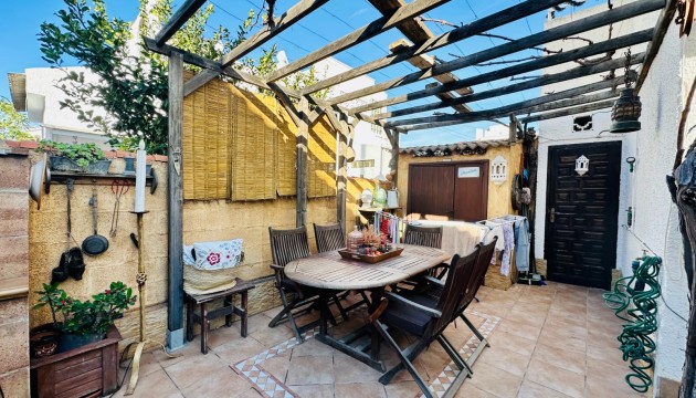 Resale - Bungalow - Torrevieja - Nueva Torrevieja - Aguas Nuevas