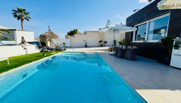 Resale - Detached Villa - Ciudad Quesada - La  Marquesa Golf