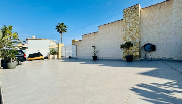 Resale - Detached Villa - Ciudad Quesada - La  Marquesa Golf