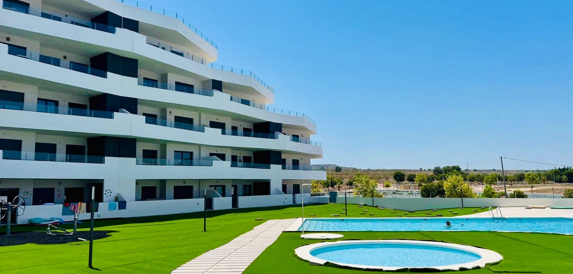 Apartment in San Miguel de Salinas - Image 4