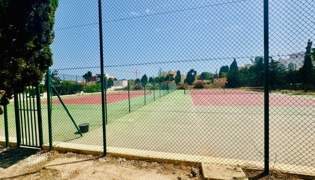 Resale - Apartment - Torrevieja - Torrelamata - La Mata