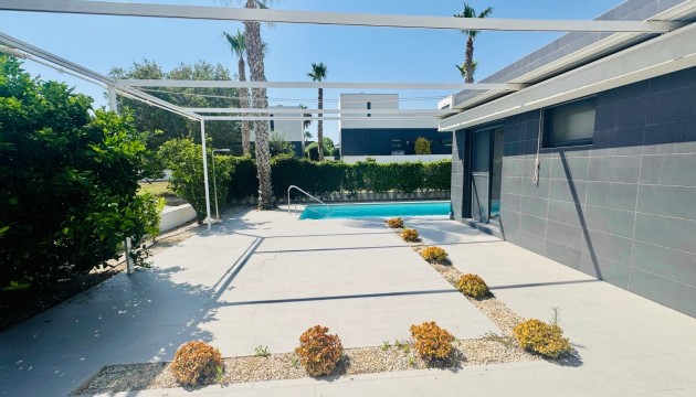 Resale - Detached Villa - Algorfa - La Finca Golf Resort