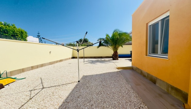 Resale - Detached Villa - Torrevieja - La Siesta - El Salado -  Torreta