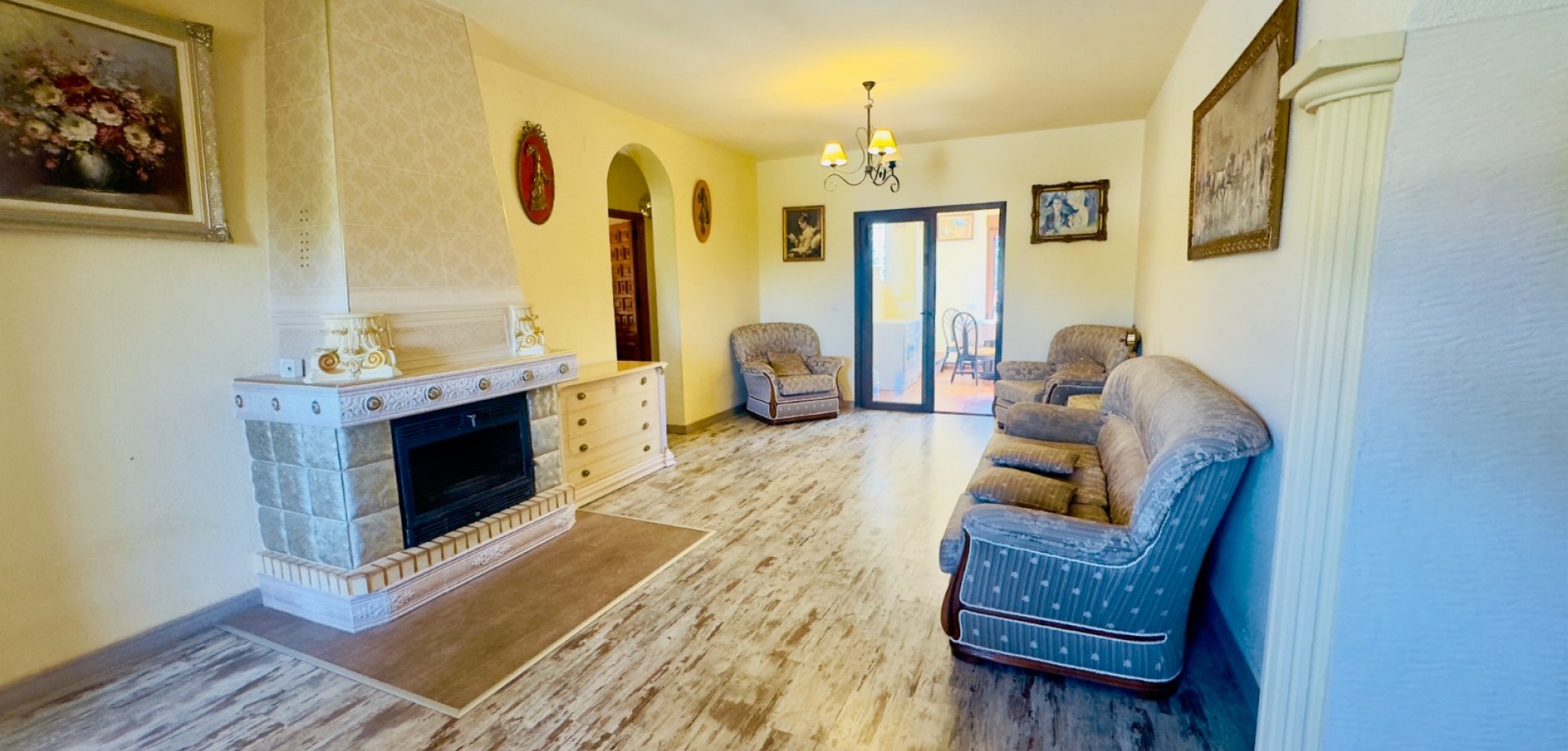 House in Villamartin - Image 4