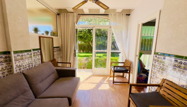 Resale - Apartment - Torrevieja - Los Frutales