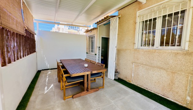 Resale - Apartment - Torrevieja - Los Frutales