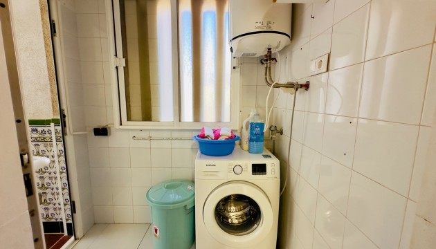 Resale - Apartment - Torrevieja - Los Frutales