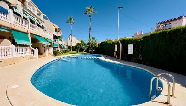 Resale - Apartment - Torrevieja - Los Frutales