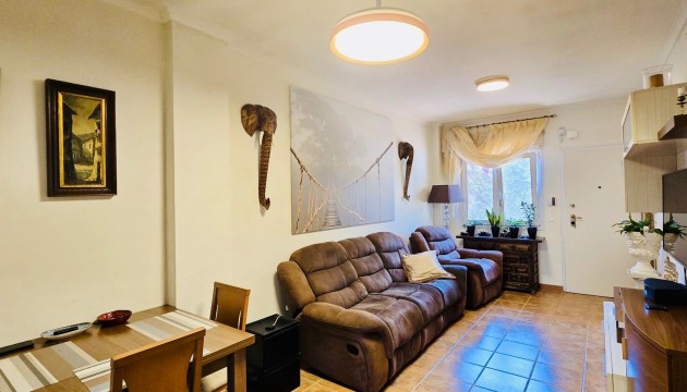 Resale - Bungalow - Pilar de la Horadada - Mil Palmeras