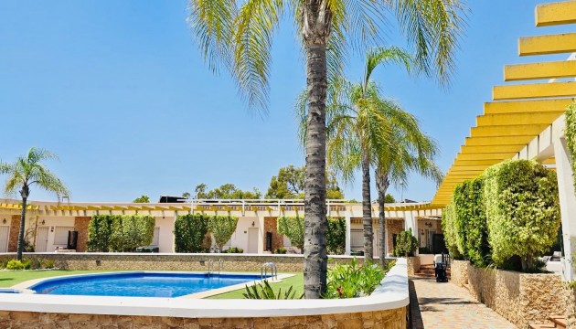Resale - Bungalow - Pilar de la Horadada - Mil Palmeras